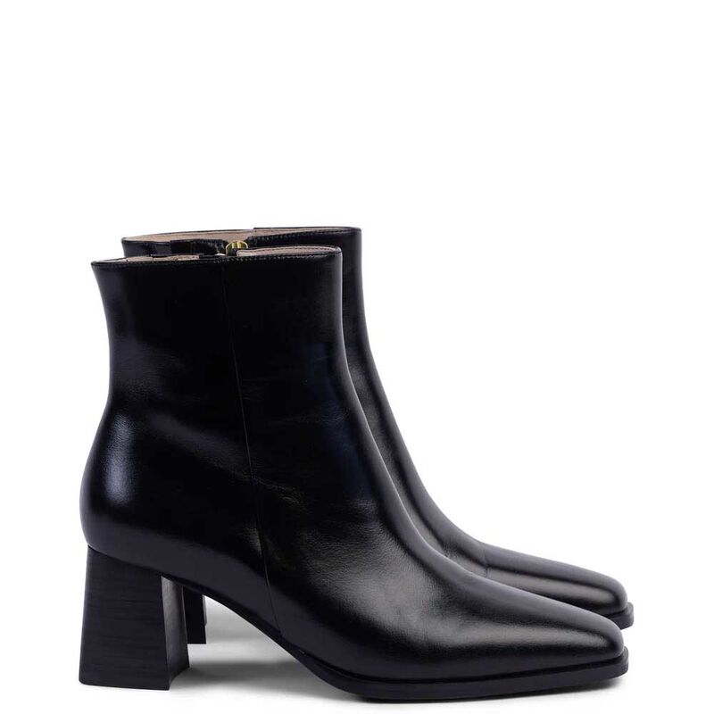 Kathryn Wilson Bryant Boot image number 3